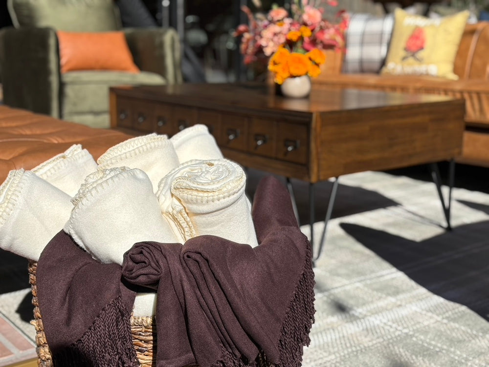 Cream Fleece Blanket (Rental) event photo 2