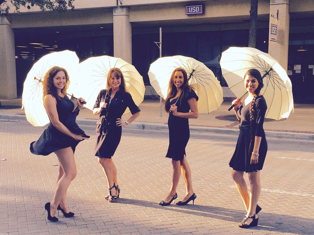 Butter Large 16-Panel Umbrella (Purchase) event photo 4